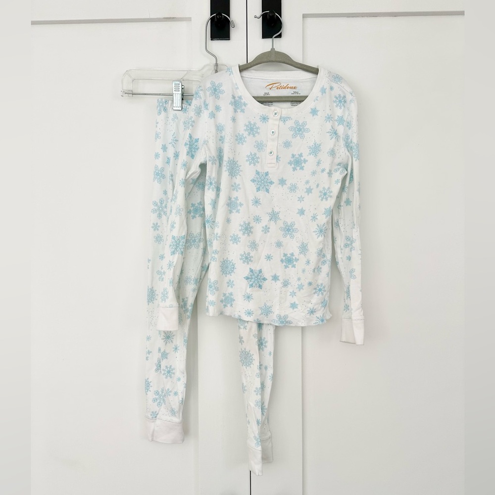 Petidoux Snowflake Print Kids Pajama Set